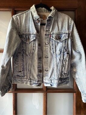 Vintage Levi's Light Blue Washed Denim Jacket
